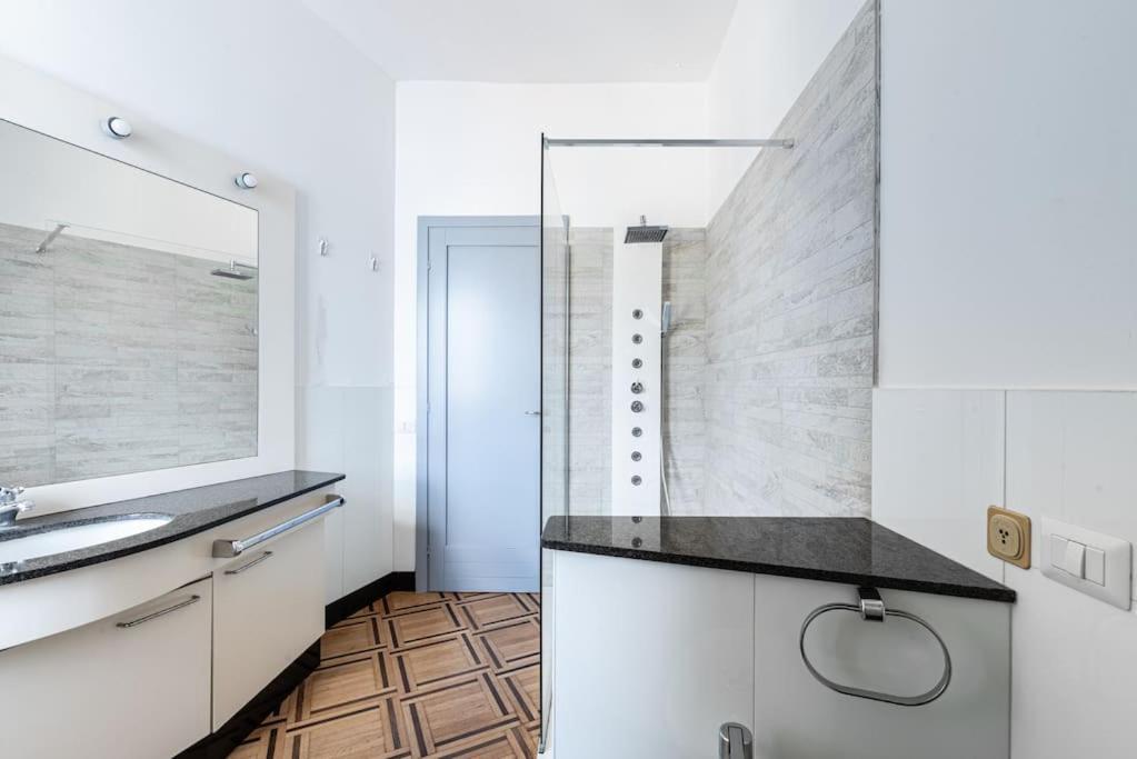 Amazing View From Brera Sancarpoforo9 Apartment Milan Exterior photo
